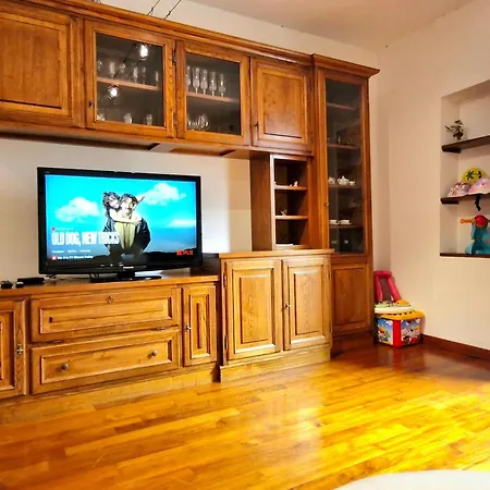 Barsotti House - * לוקה