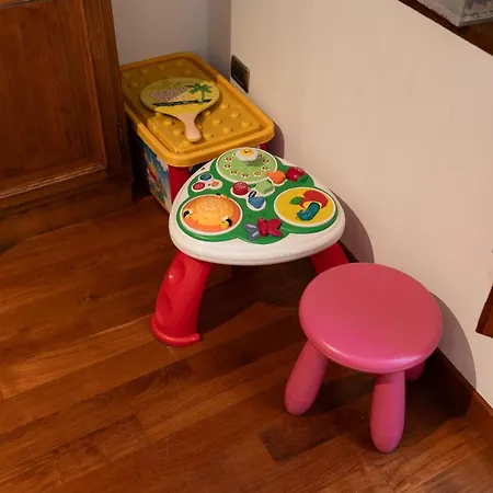 Barsotti House - * לוקה