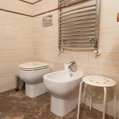 Barsotti House - לוקה