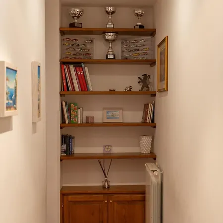 Barsotti House - בית נופש